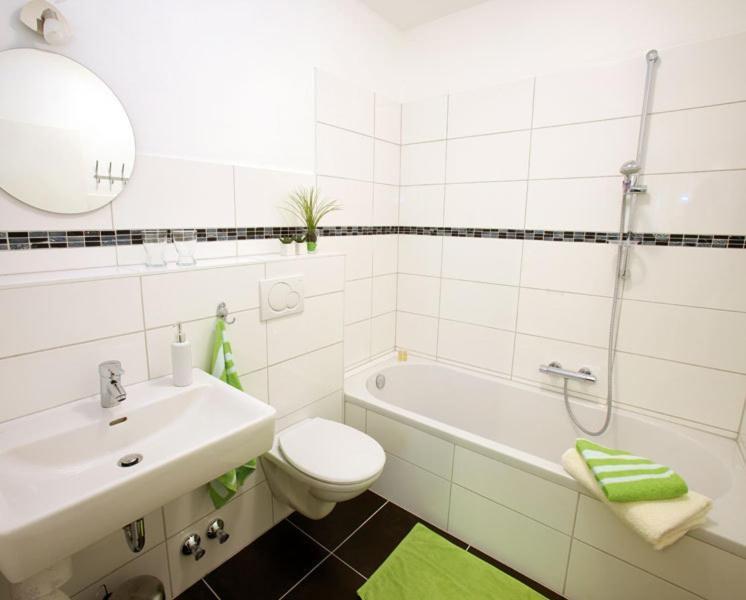 Hotel Olive Inn Aschaffenburg Room photo