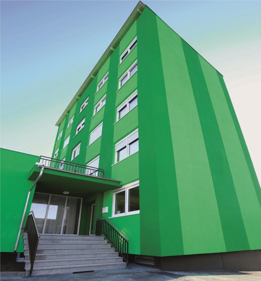 Hotel Olive Inn Aschaffenburg Exterior photo